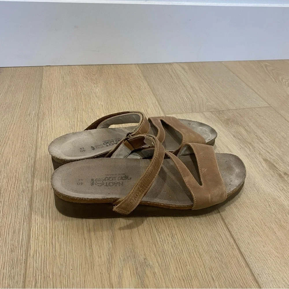 Naot Gabriela Tan Leather Strappy Sandals